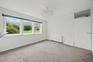 Masefield Avenue Holmewood
